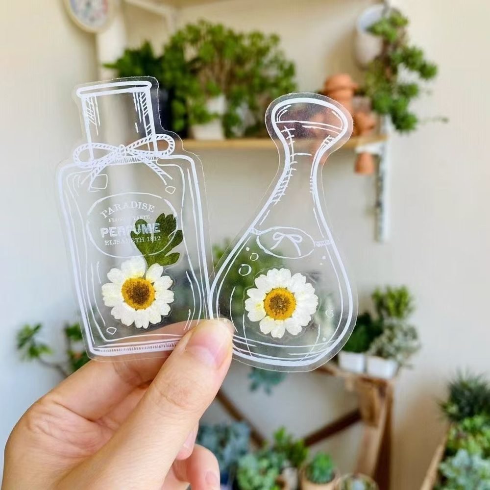 Sutyen pressed daisy flower resin hair clips