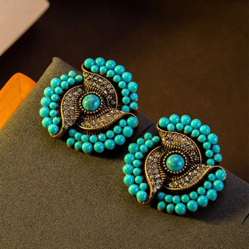 Sutyen turquoise statement earrings