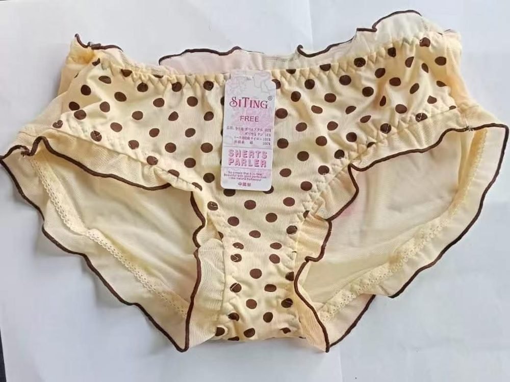 Sutyen cream polka-dot brief